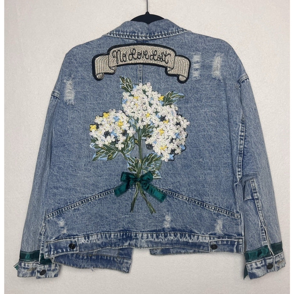 Denim Jean Jacket Women's Unbranded Size XL Patches Ribbon Details - Picture 7 of 10